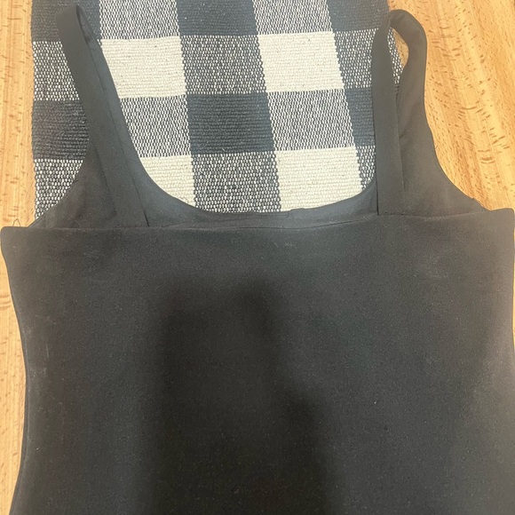 Tight fitting black bodysuit with shape outline detail throughout - Picture 8 of 12